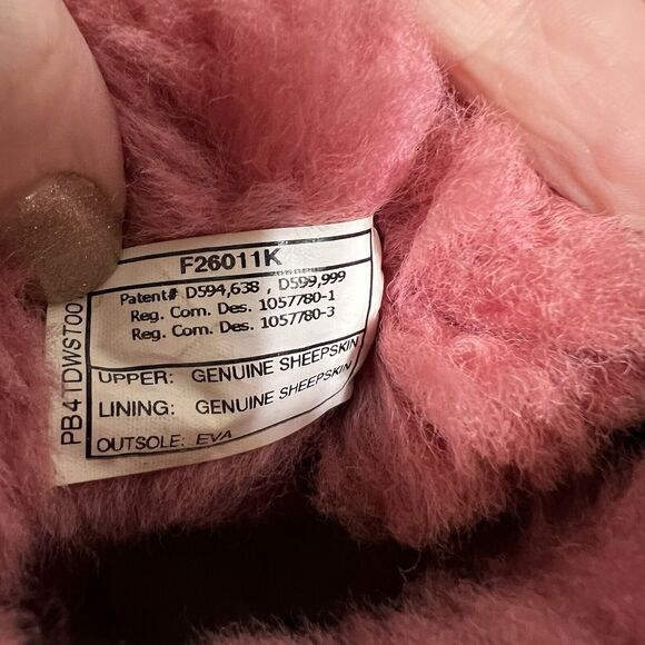 UGG Mini Short Bailey Button II Sheepskin Flat Boot Pink Magenta Women's US 5 - Picture 3 of 7